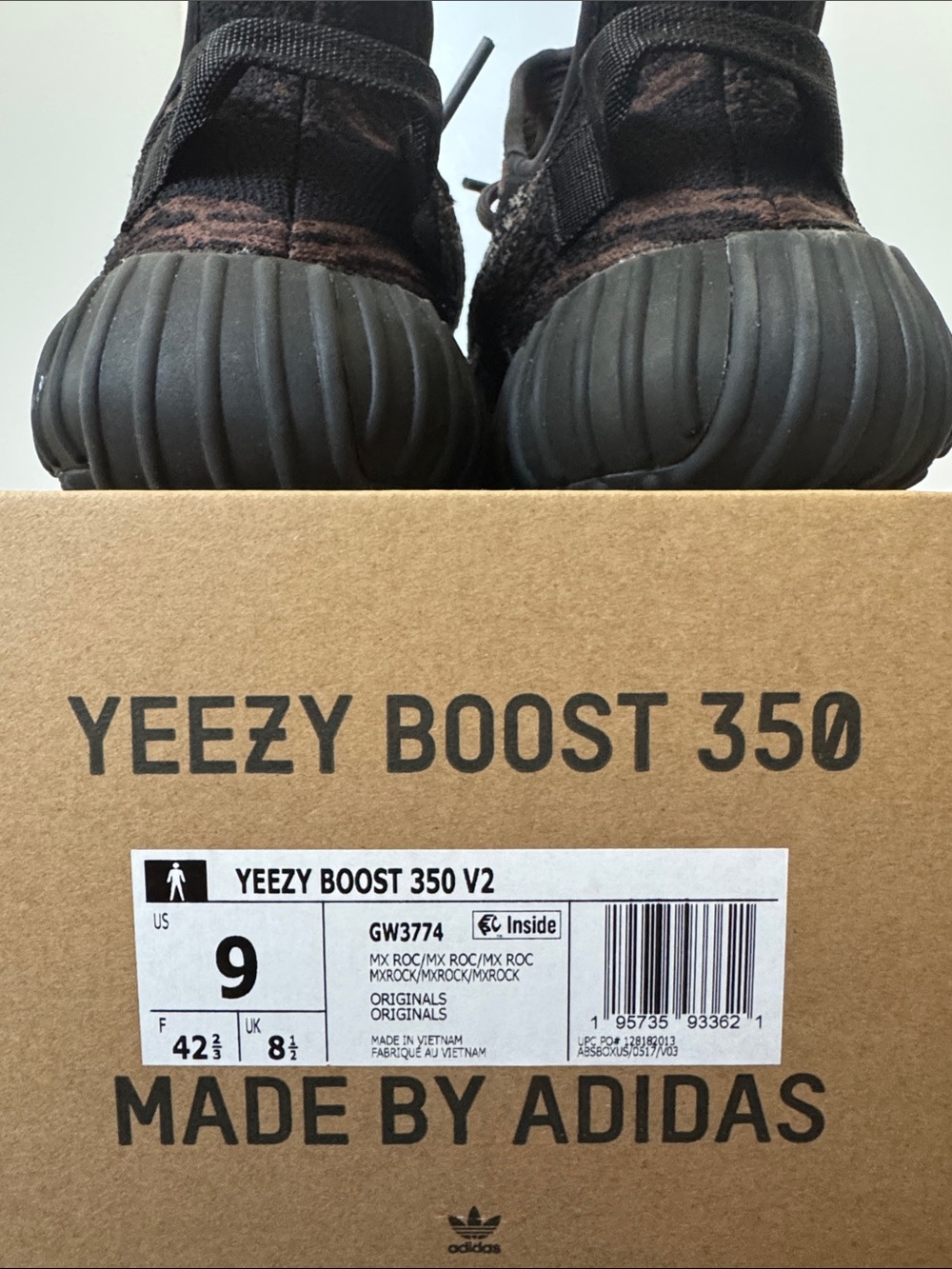 Adidas Yeezy Boost 350 V2 — MX Rock - Picture 2 of 4